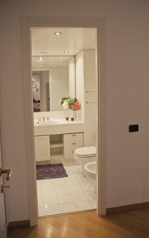 B&B Botton D'Oro Basiglio Rom bilde
